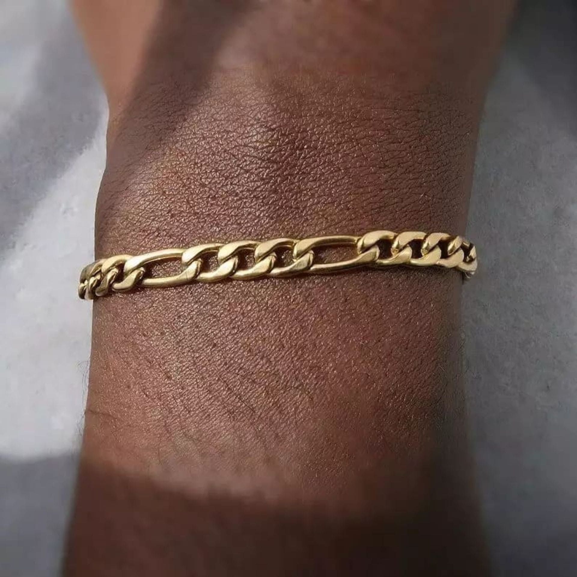 Figaro Armband Gold