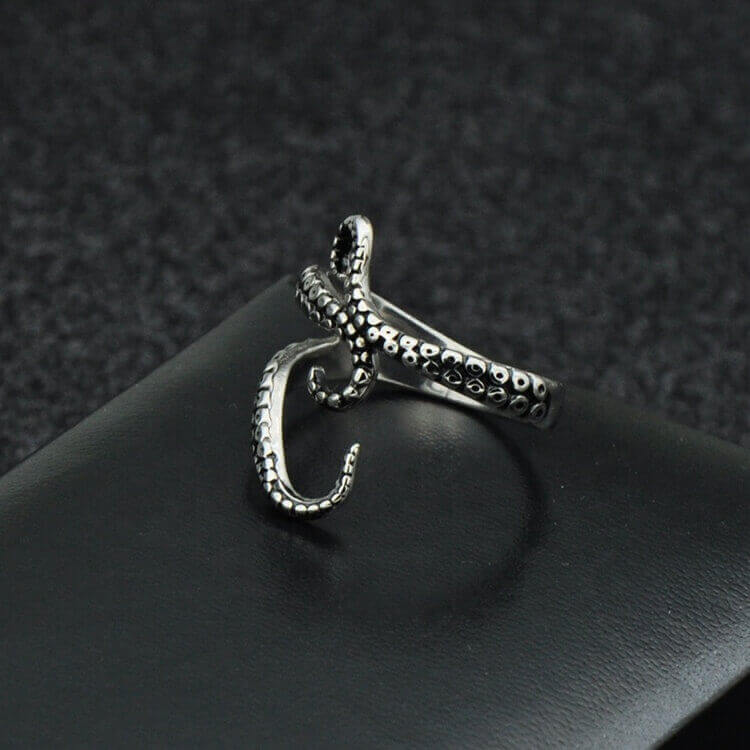 Retro Octopus Ring 